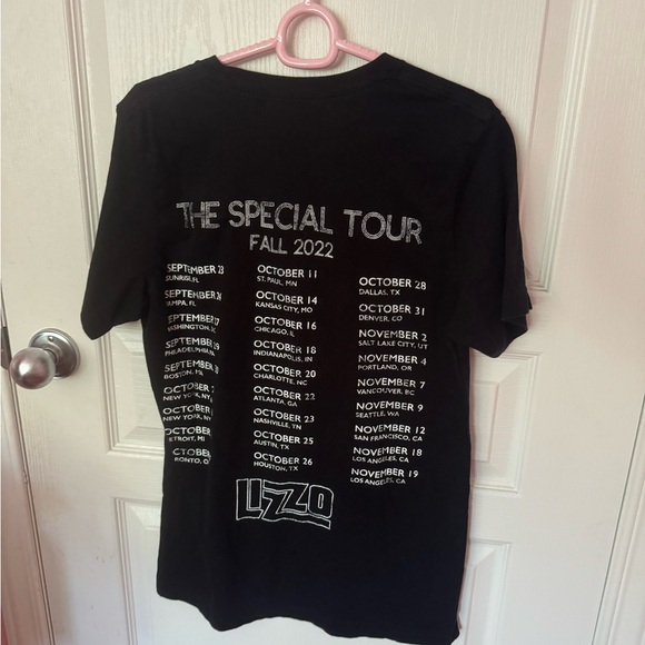 lizzo tour tshirt - Picture 2 of 3
